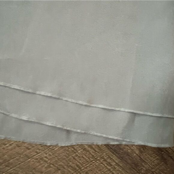 Gap Silver/Grey Sheer Elegant Tank Sz M NWT🏷 - Picture 9 of 15
